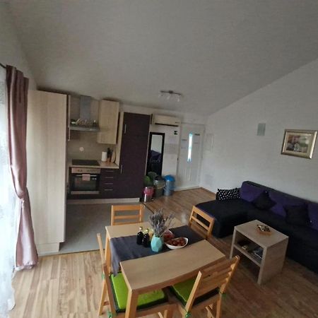 Apartman Relax Lejlighed Marina Eksteriør billede